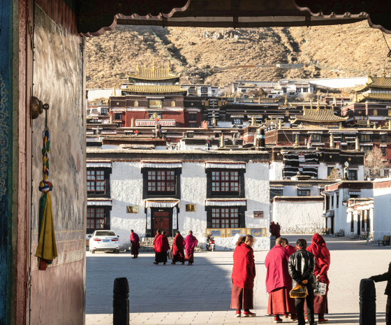 Lhasa to Shigatse via Gyantse 360 km