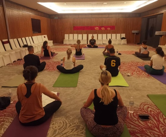 Yoga, Shirodhara & Singing bowl healing Sessions (B)