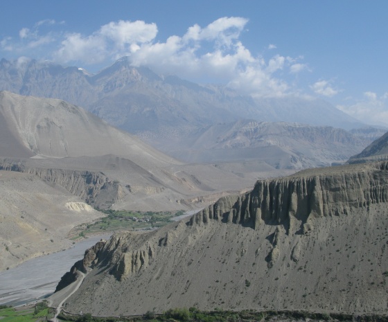 Fly to Jomsom (2,700m/8898ft): 20 minutes and trek to Kagbeni (2,810m/9,216ft): 3-4 hours (B, L, D)