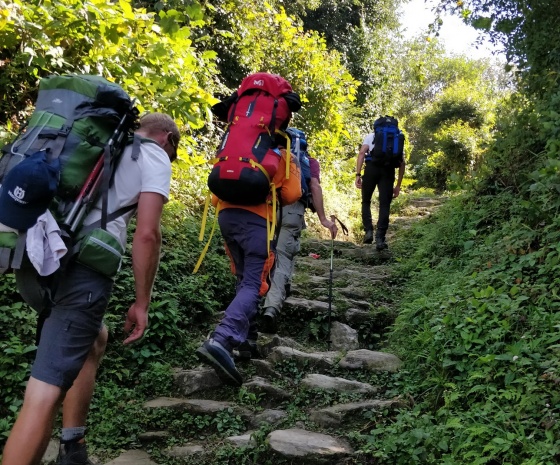 Trek Ghunsa to Kambachen (4,050m/13,287ft): 5 -6 hours 