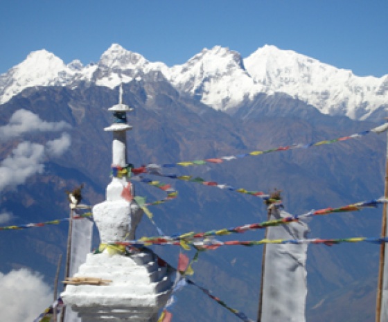 Trek Langtang- Kanjing Gomba (3,870m/12,697ft) approx. 7kms: 4 hrs walk (B, L, D) 