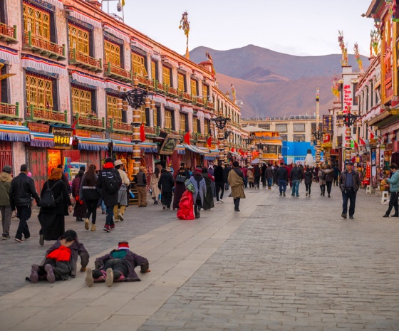 Sightseeing at Lhasa - Jokhang Temple, Sera Monastery and Barkhor Market 
