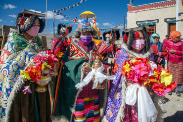 Saga Dawa festival tour Tibet 